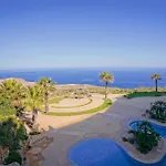 Appartamento Luxury Living With Massive Pool - Views And Beautiful Gardens *
