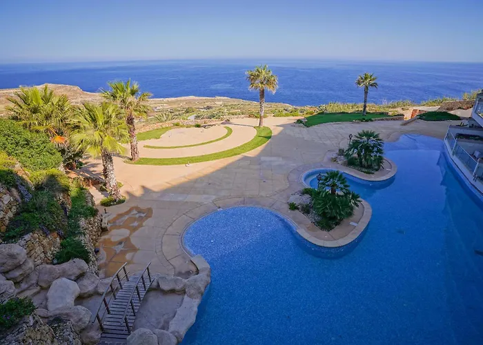 Διαμέρισμα Luxury Living With Massive Pool - Views And Beautiful Gardens